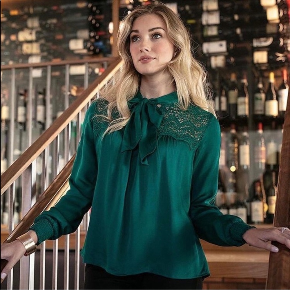 Vici Lace Yoke Bow Blouse